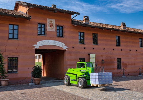 SOLLEVATORI TELESCOPICI ELETTRICI - Merlo spa